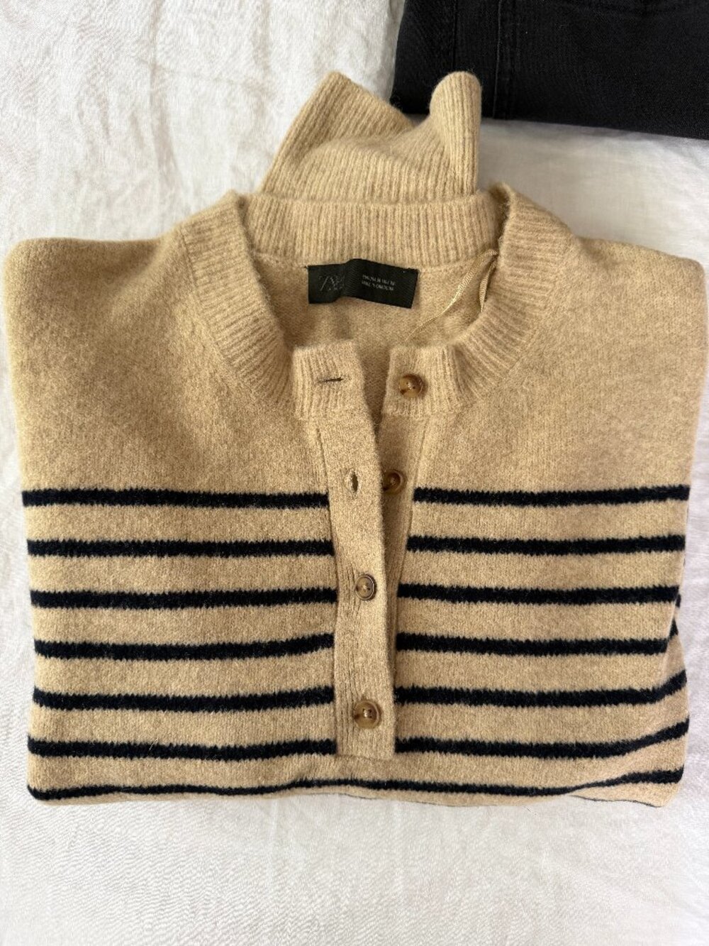 NWOT Zara Beige and Navy Striped Sweater